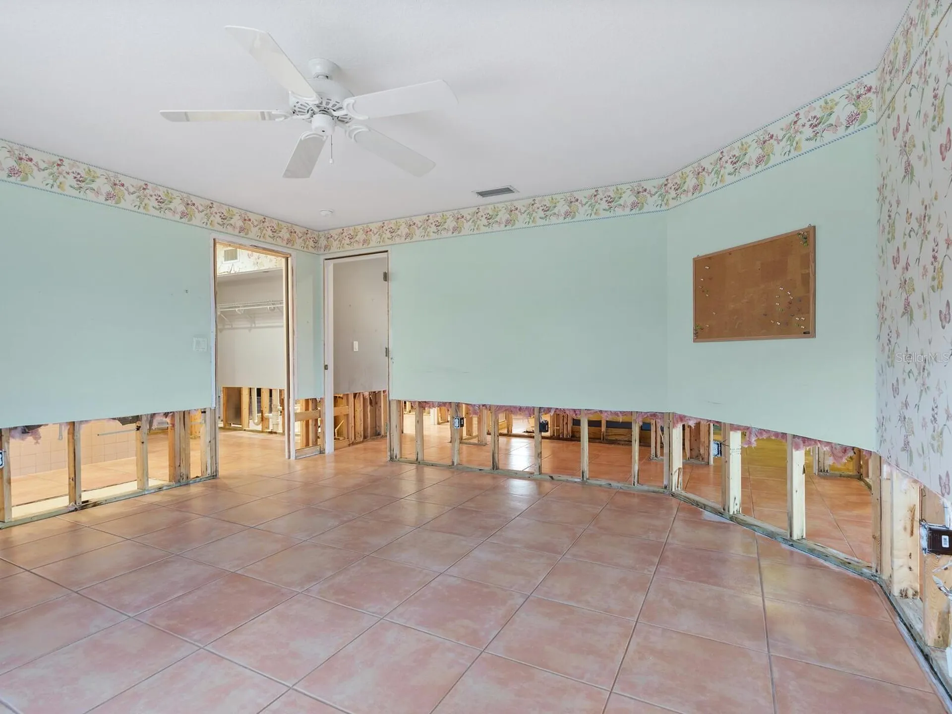 1374 Moonmist Drive Sarasota FL 34242