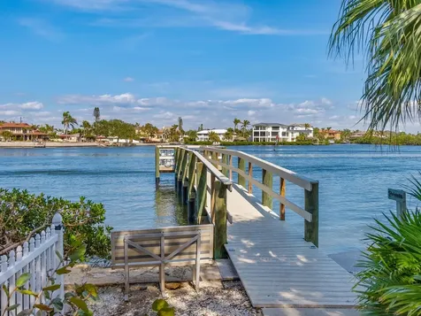 1374 Moonmist Drive Sarasota FL 34242