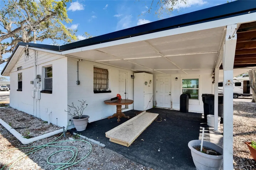 1019 Canal Street Ruskin FL 33570