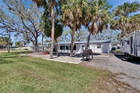 1019 Canal Street Ruskin FL 33570
