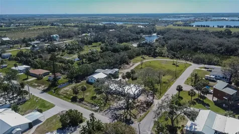 1019 Canal Street Ruskin FL 33570