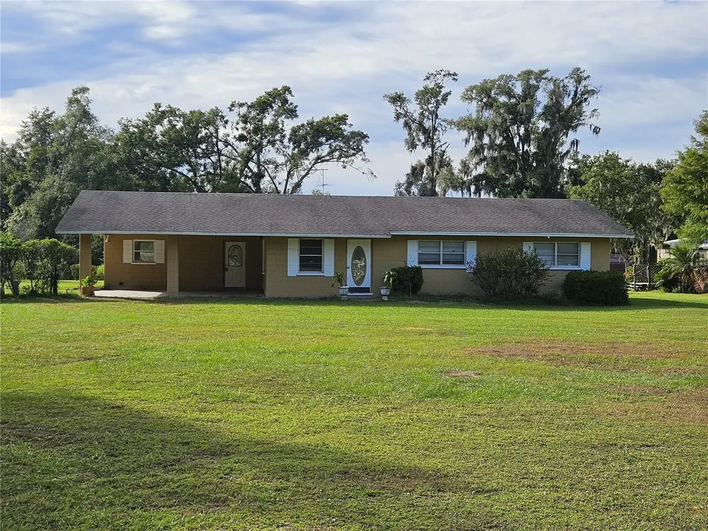 18401 Hamilton Road Dade City FL 33523