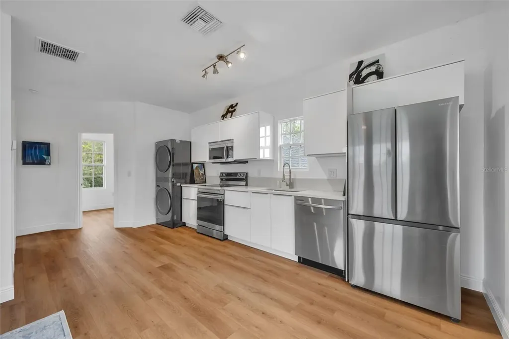 807 Oak Shadows Road Celebration FL 34747