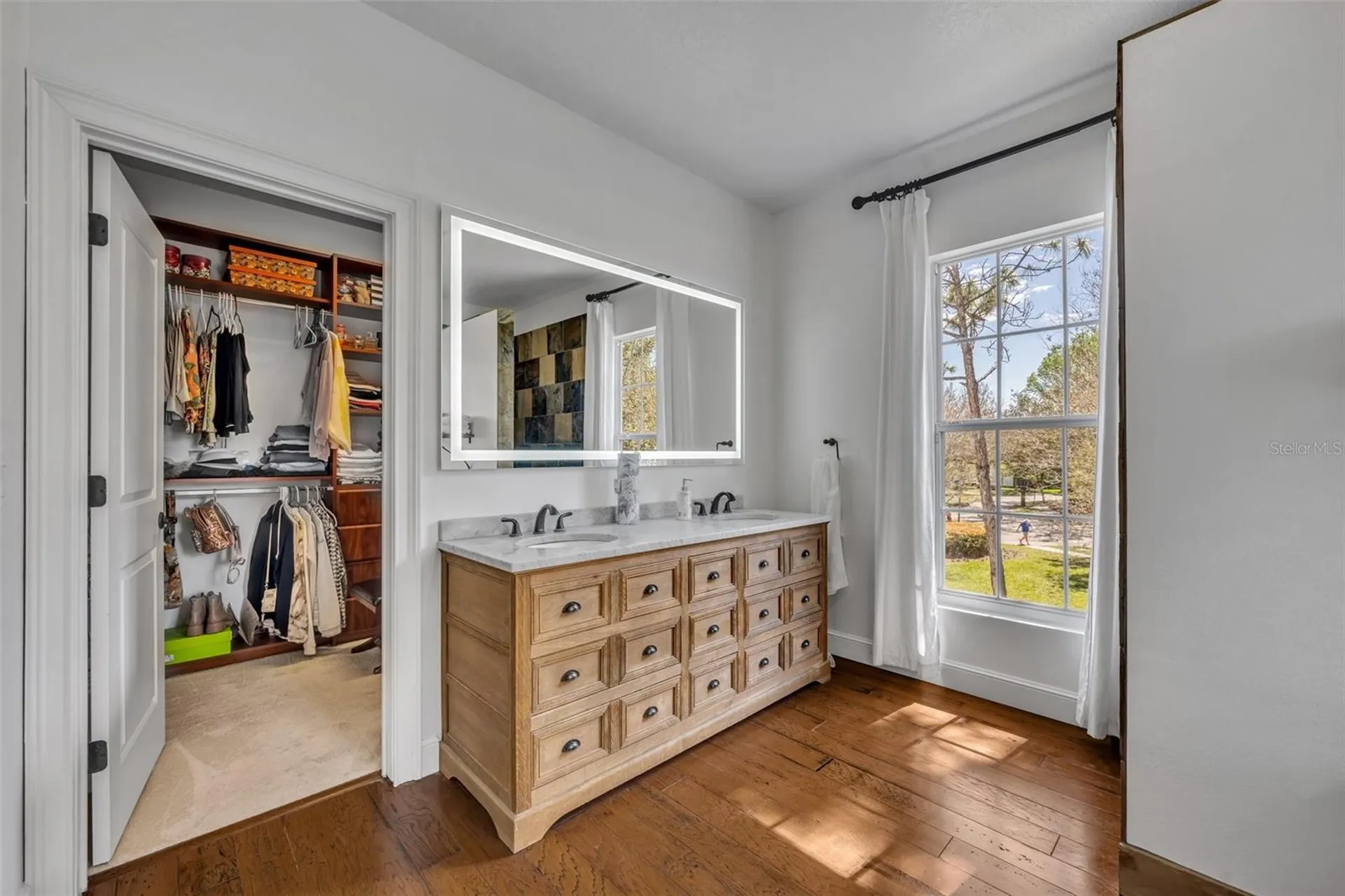 807 Oak Shadows Road Celebration FL 34747