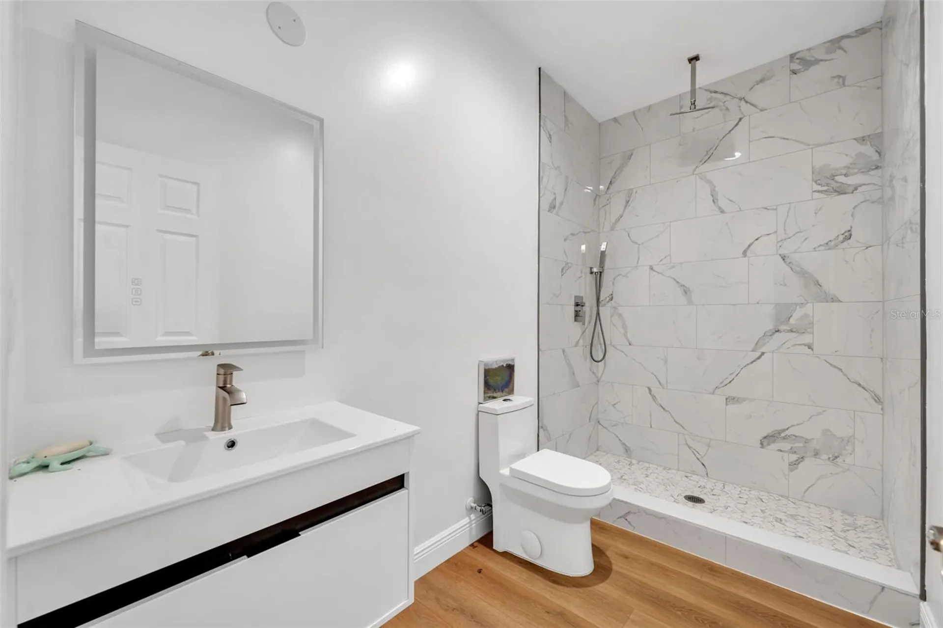 807 Oak Shadows Road Celebration FL 34747