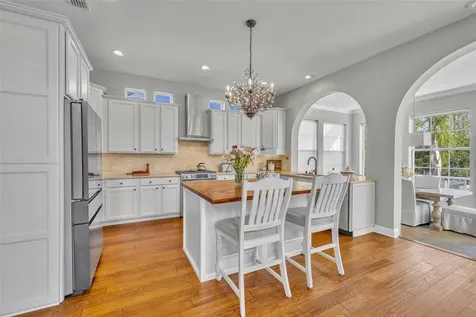 807 Oak Shadows Road Celebration FL 34747