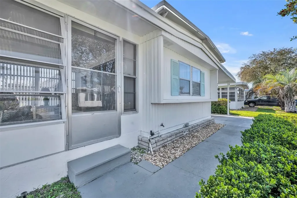 269 Kelou Court Leesburg FL 34788