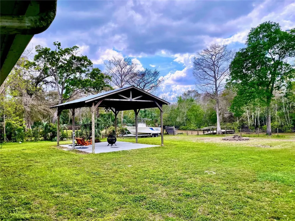 490 S Minstrel Avenue Inverness FL 34450