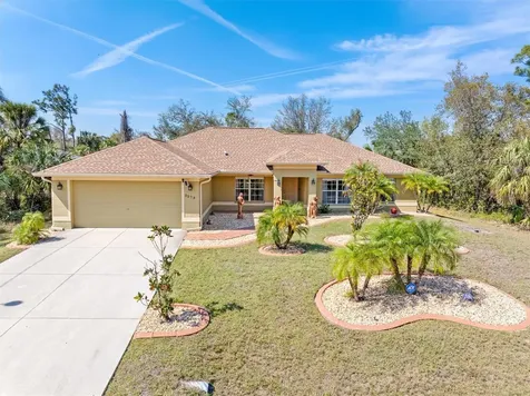 3273 Wentworth Street North Port FL 34288