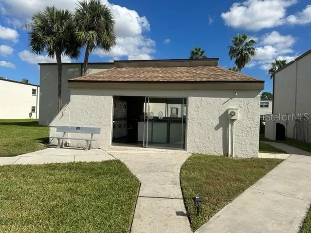 7701 Starkey Road Seminole FL 33777