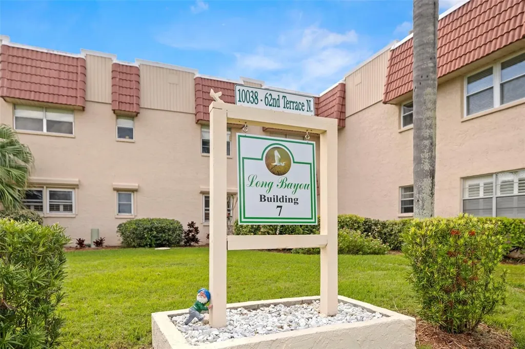 10038 62nd Terrace N St Petersburg FL 33708