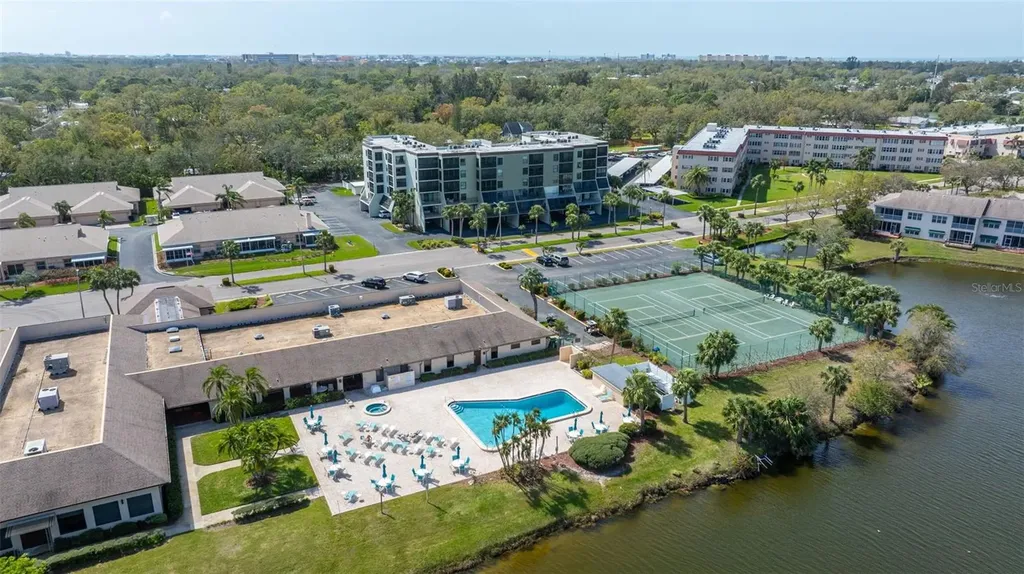 10038 62nd Terrace N St Petersburg FL 33708