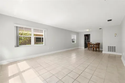 10038 62nd Terrace N St Petersburg FL 33708