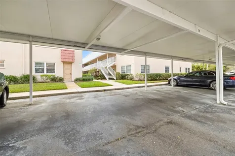 10038 62nd Terrace N St Petersburg FL 33708
