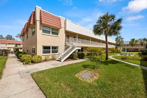 10038 62nd Terrace N St Petersburg FL 33708