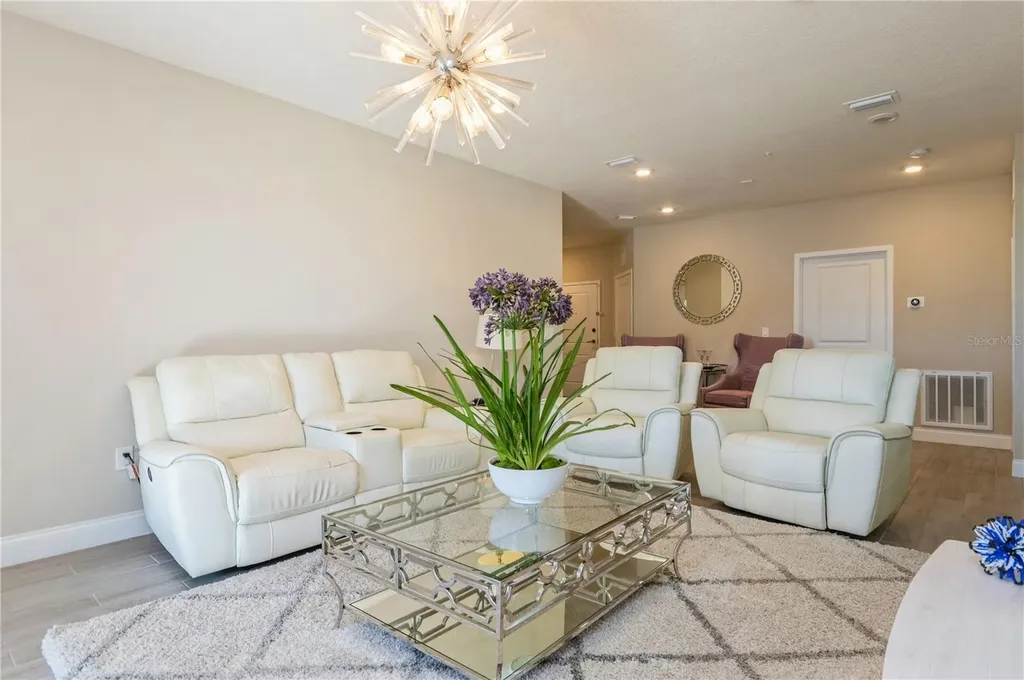 7517 Laureate Boulevard Orlando FL 32827