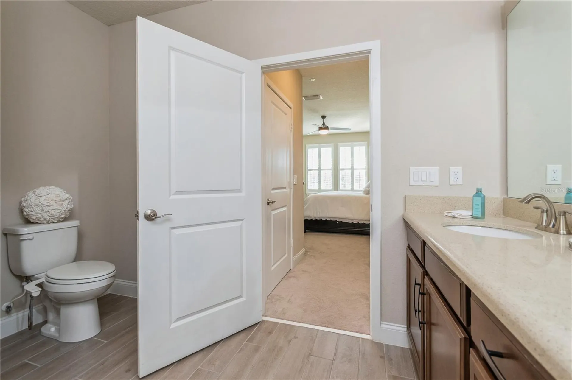 7517 Laureate Boulevard Orlando FL 32827