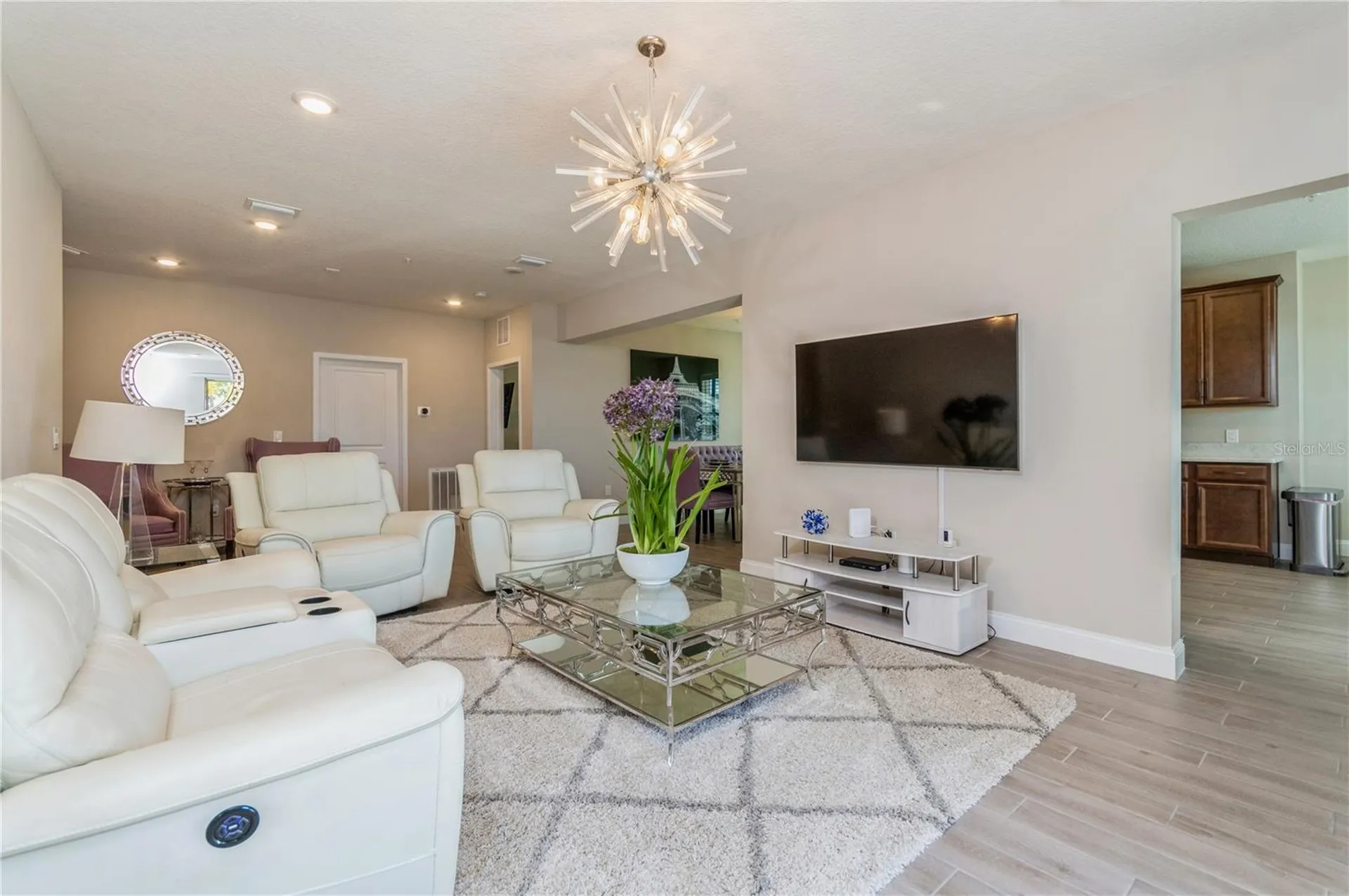 7517 Laureate Boulevard Orlando FL 32827