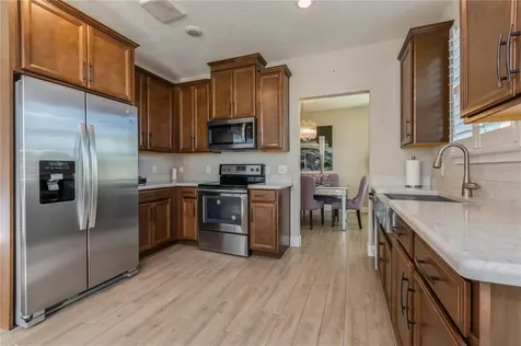 7517 Laureate Boulevard Orlando FL 32827