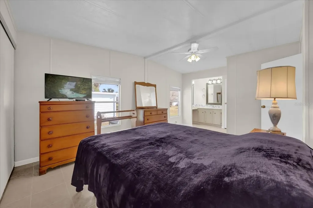 2135 Canopy Circle Zellwood FL 32798