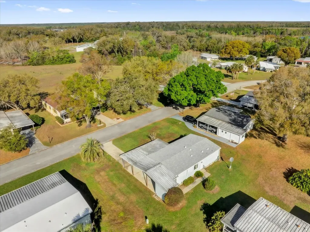 2135 Canopy Circle Zellwood FL 32798