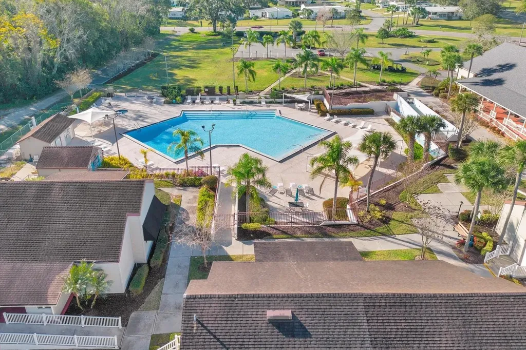 2135 Canopy Circle Zellwood FL 32798
