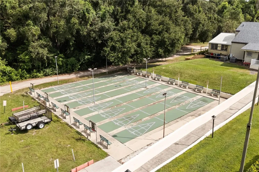 2135 Canopy Circle Zellwood FL 32798