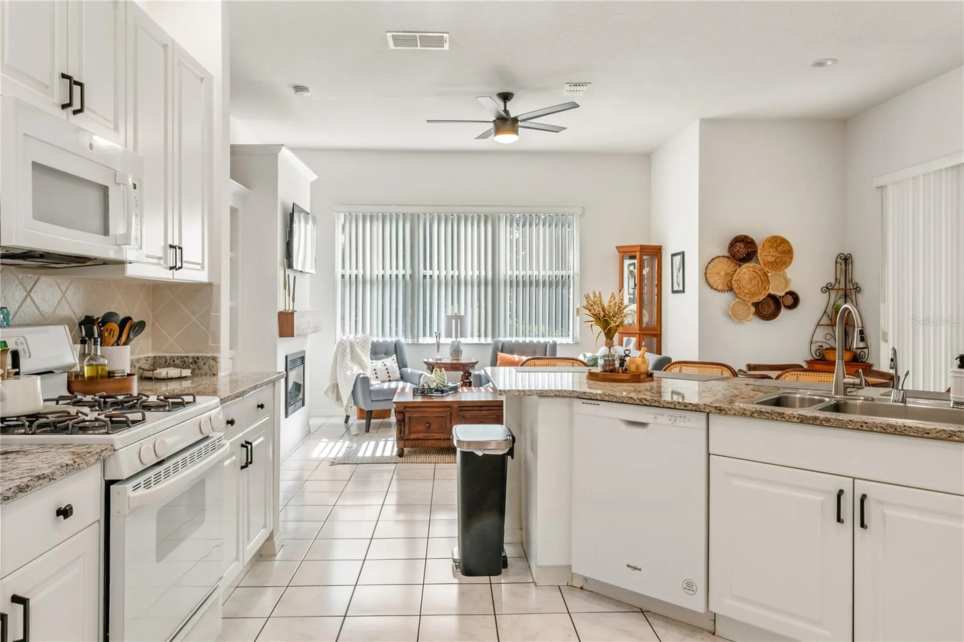 993 Everest Clermont FL 34711