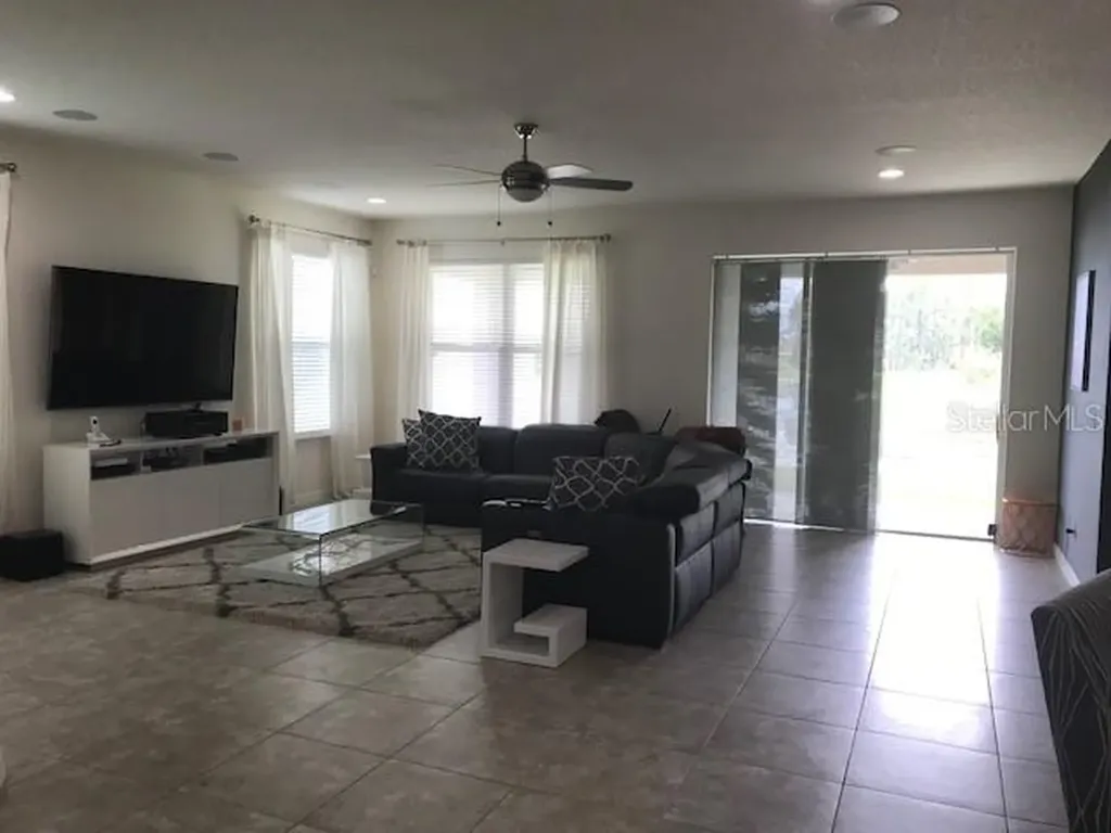 12126 Homestead Park Lane Orlando FL 32824