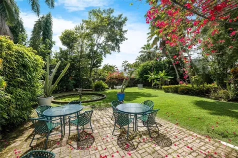 13 Pedrosa Street Garden Hills Guaynabo PR 00966