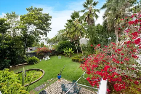 13 Pedrosa Street Garden Hills Guaynabo PR 00966
