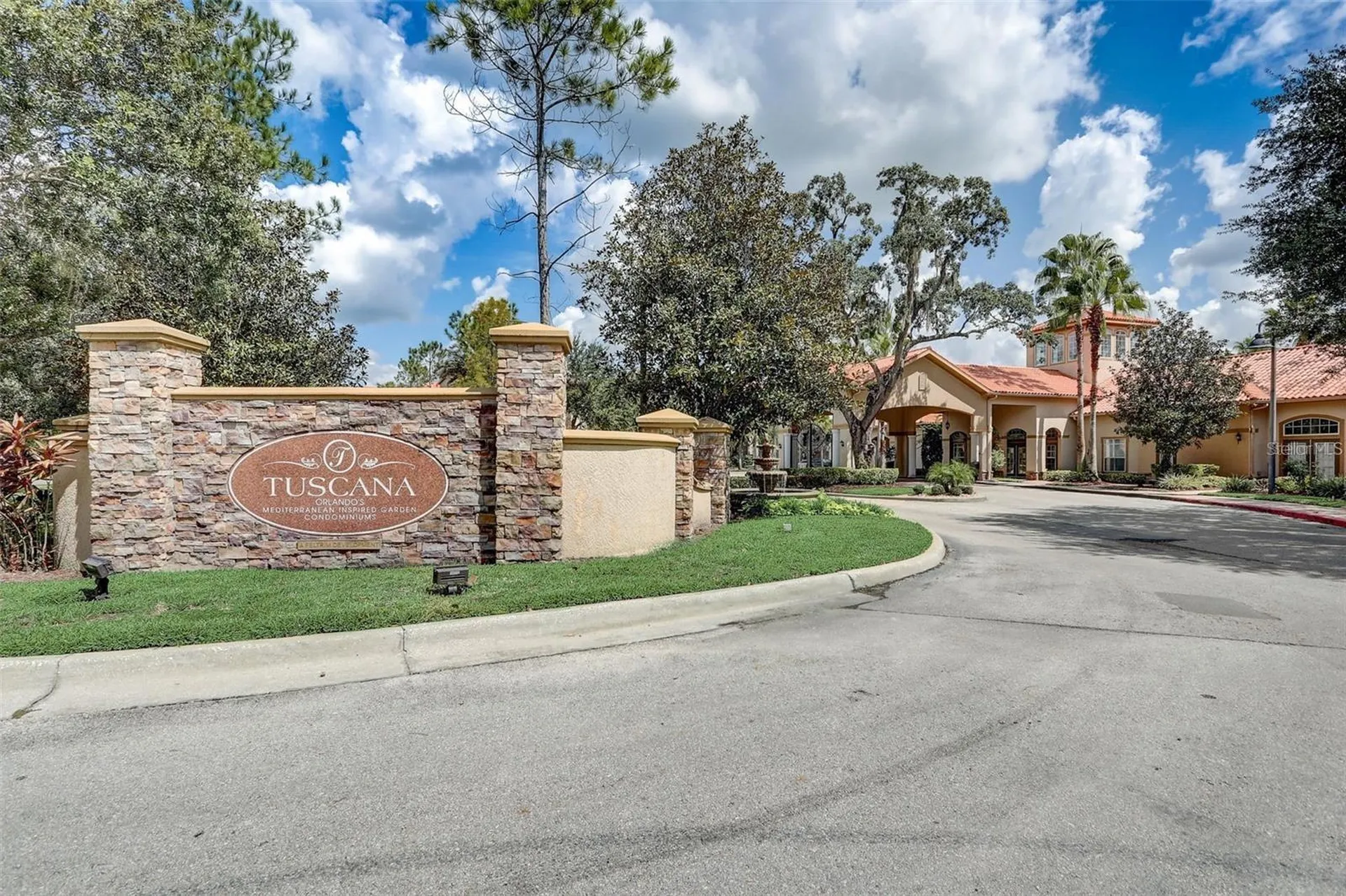 8010 Tuscany Way Davenport FL 33896