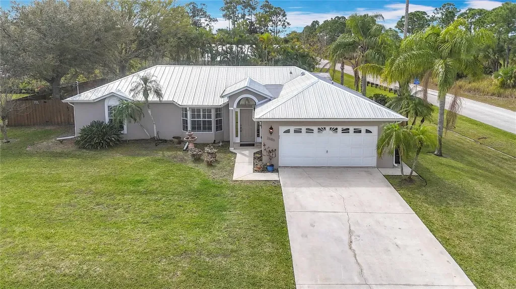 2686 SW Fairgreen Road Port St Lucie FL 34987
