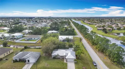 2686 SW Fairgreen Road Port St Lucie FL 34987