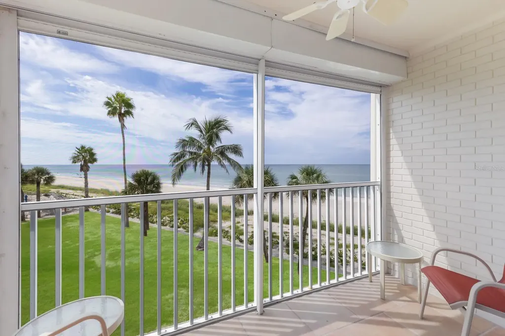 4835 Gulf Of Mexico Drive Longboat Key FL 34228