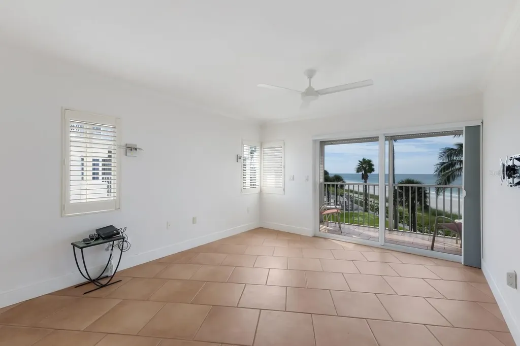 4835 Gulf Of Mexico Drive Longboat Key FL 34228