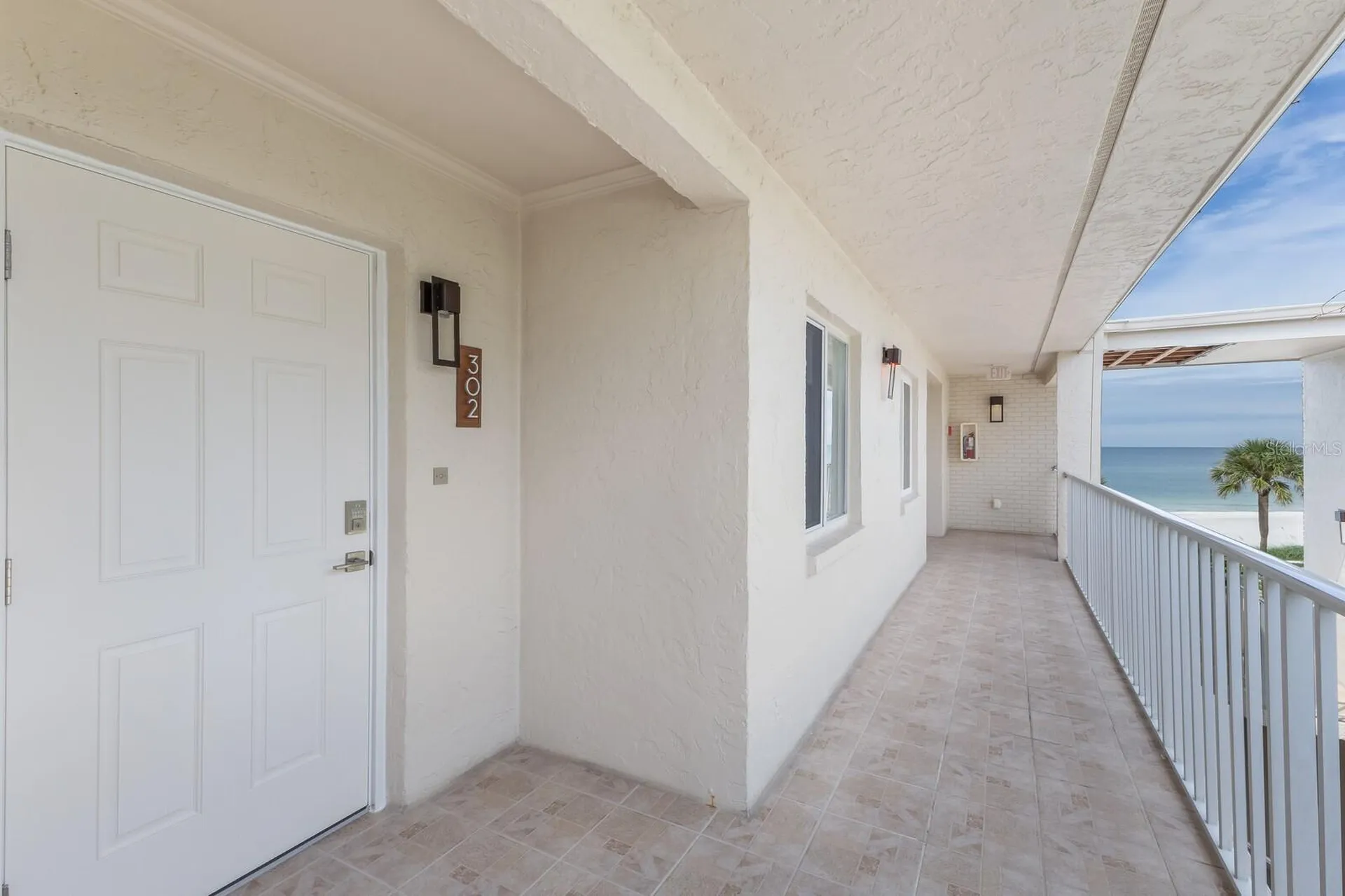4835 Gulf Of Mexico Drive Longboat Key FL 34228
