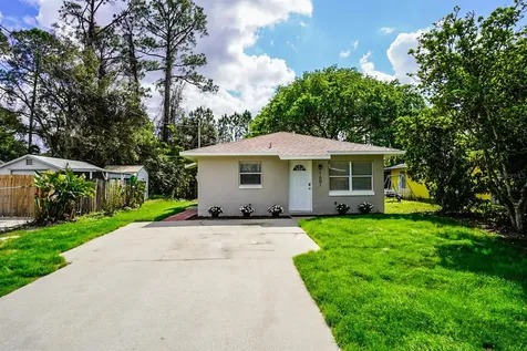 1601 Flomich Street Daytona Beach FL 32117