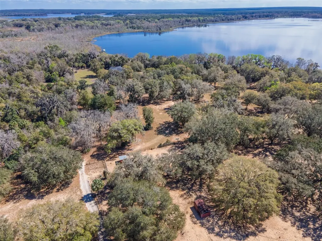 17482 SE 34th Lane Ocklawaha FL 32179