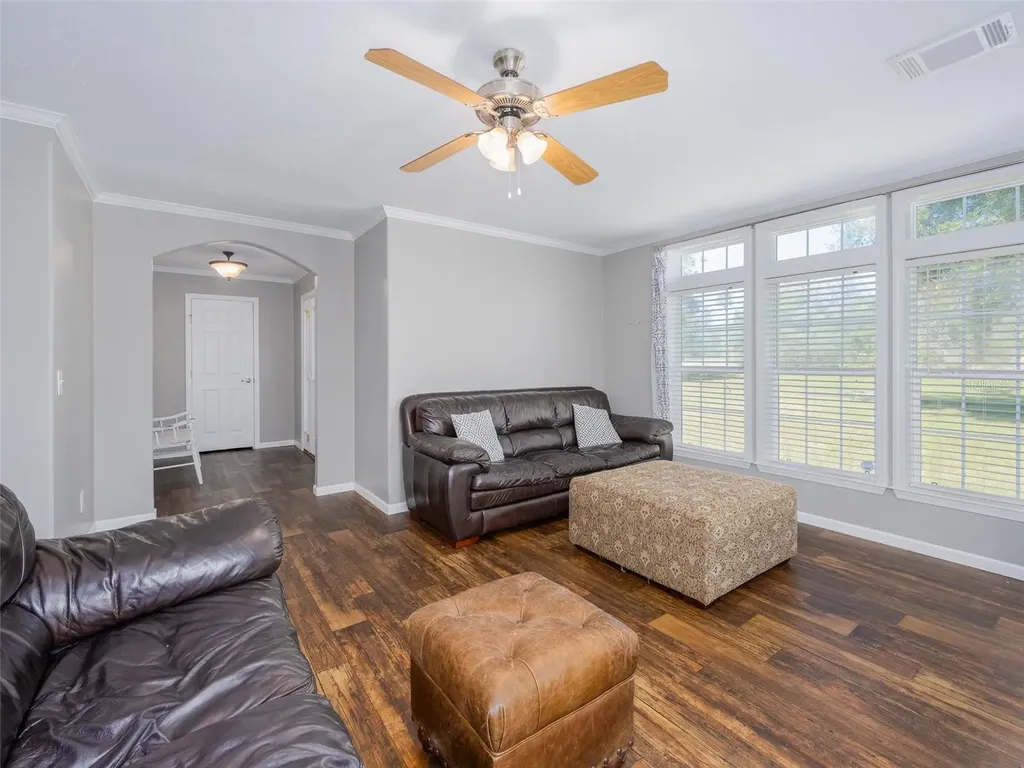 17482 SE 34th Lane Ocklawaha FL 32179