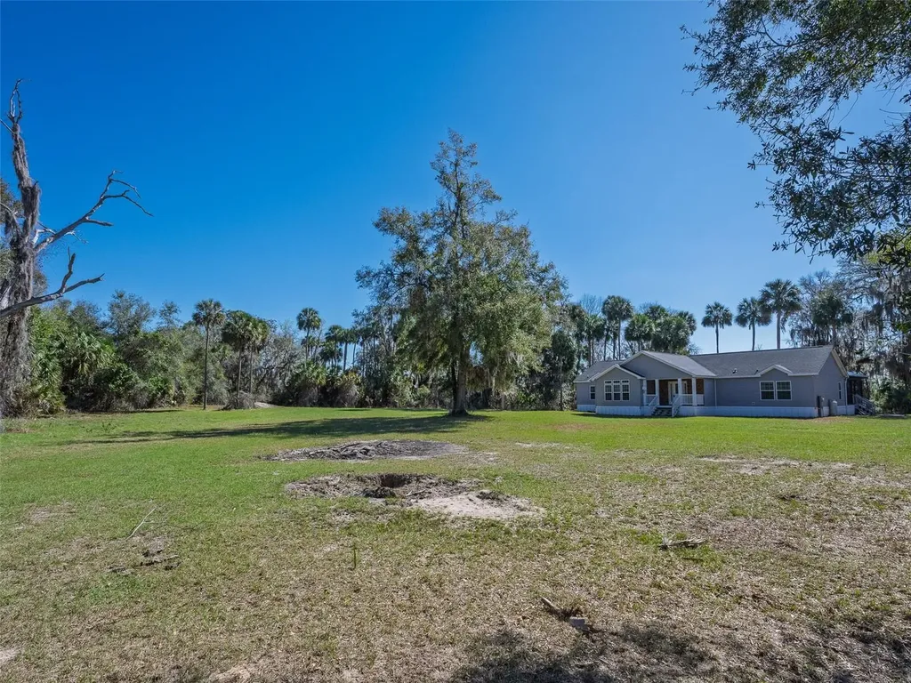 17482 SE 34th Lane Ocklawaha FL 32179