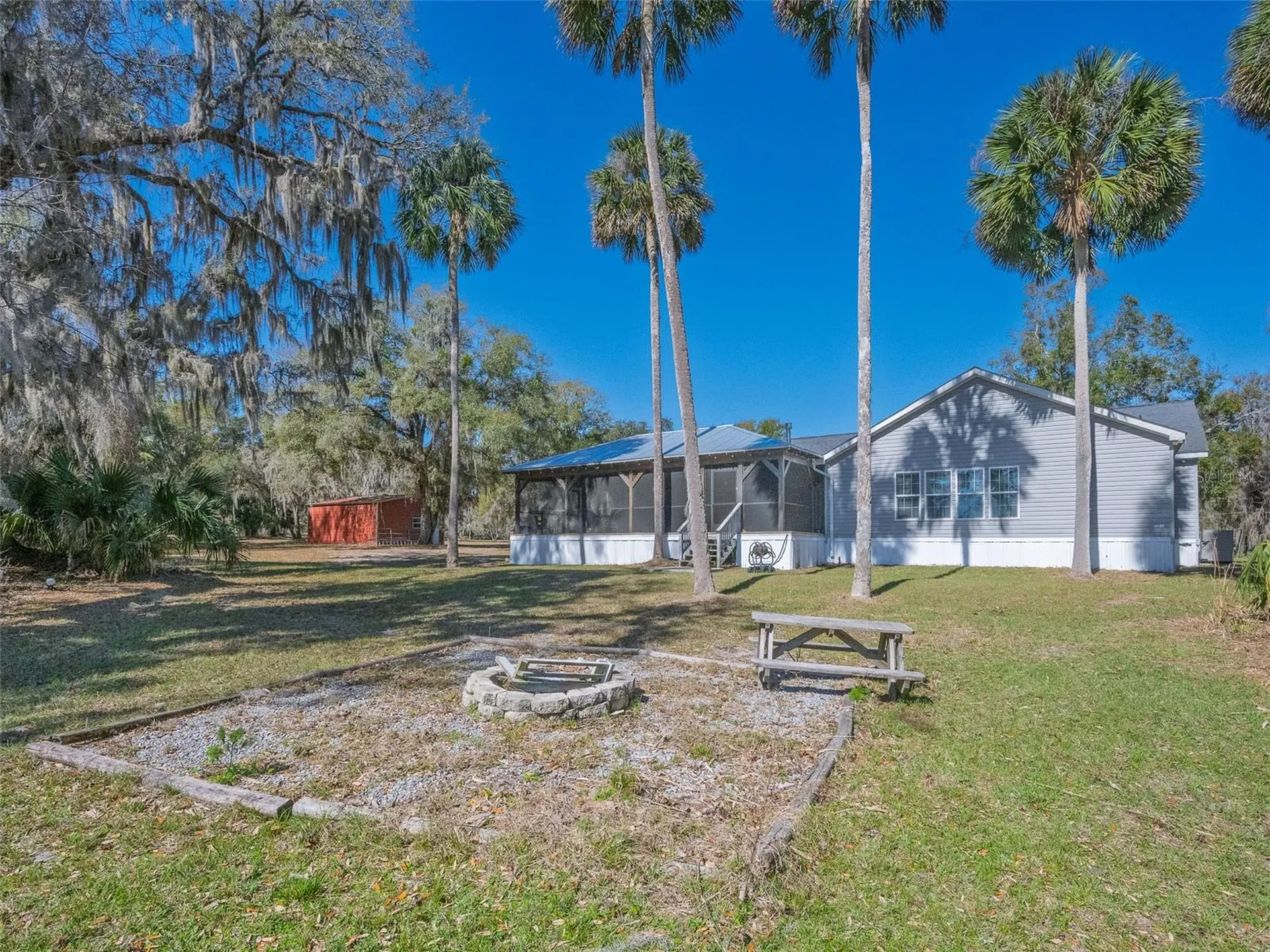 17482 SE 34th Lane Ocklawaha FL 32179