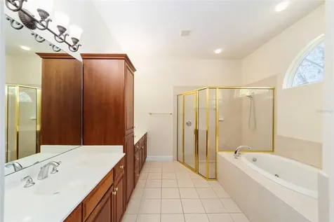 14230 NW 25th Avenue Gainesville FL 32606