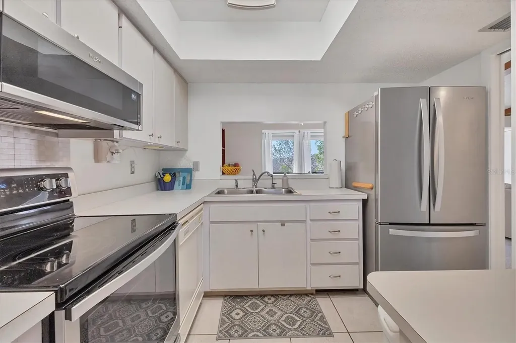 2446 Clubhouse Circle Sarasota FL 34232