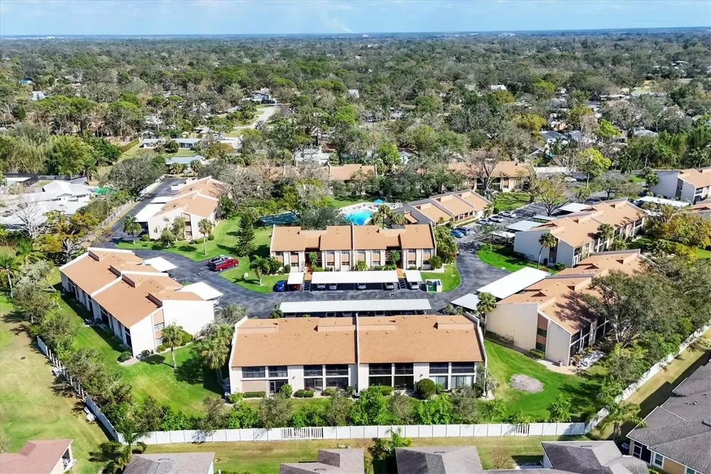 2446 Clubhouse Circle Sarasota FL 34232