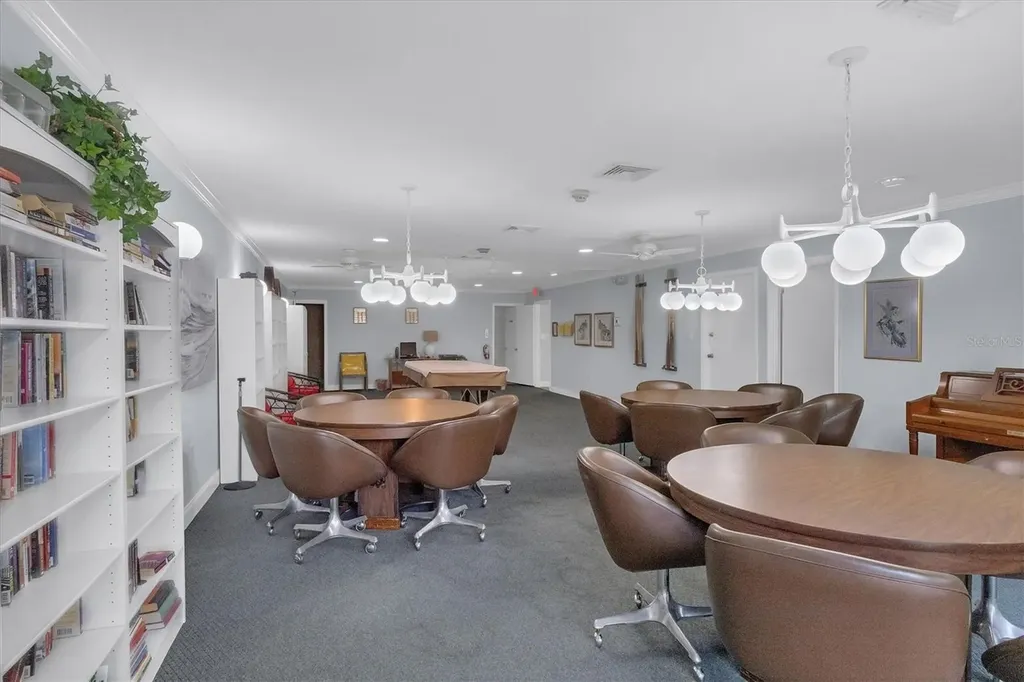 2446 Clubhouse Circle Sarasota FL 34232