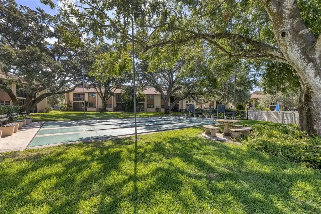 2446 Clubhouse Circle Sarasota FL 34232