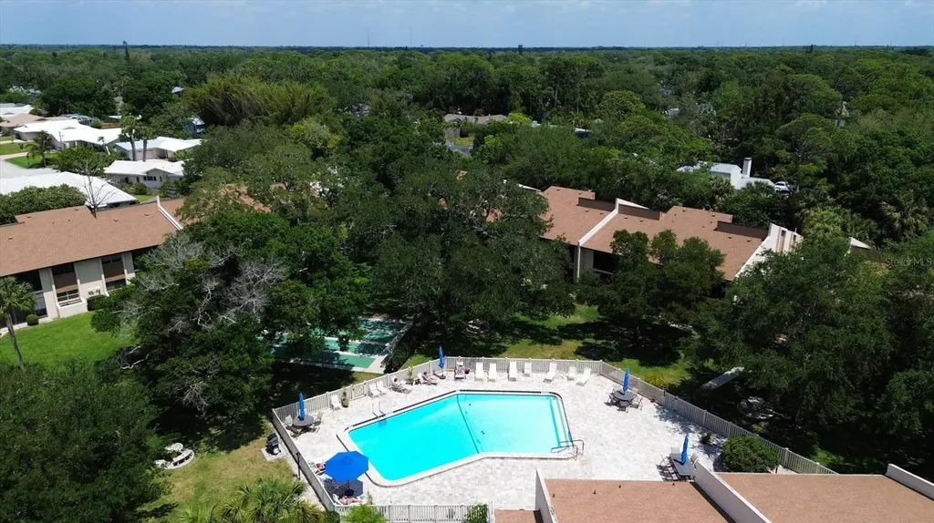 2446 Clubhouse Circle Sarasota FL 34232