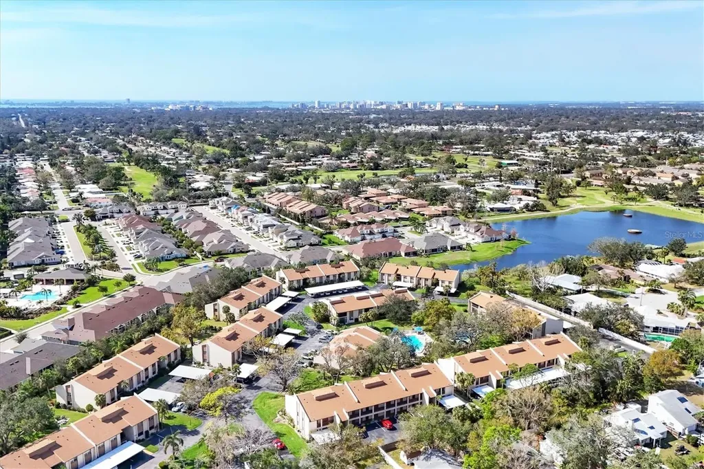 2446 Clubhouse Circle Sarasota FL 34232