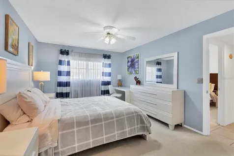 2446 Clubhouse Circle Sarasota FL 34232